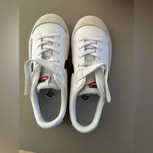 Nike Youth Blazer Low ‘77